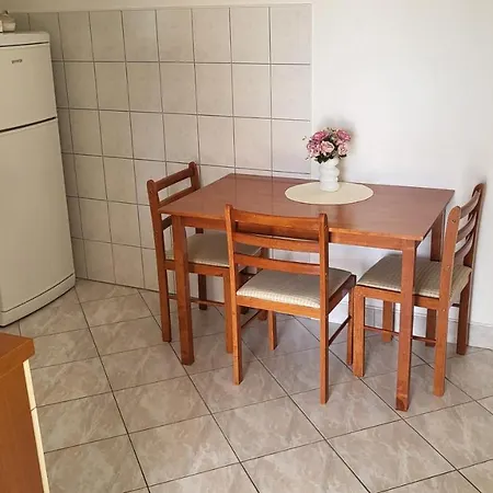 Alma Apartment Orebic