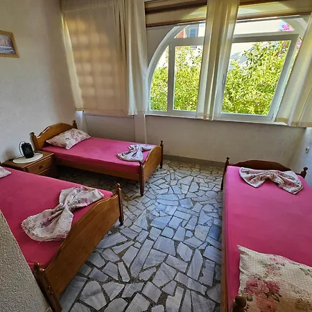 Alma Apartman Orebić