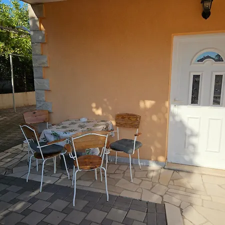 Apartman Alma Orebić