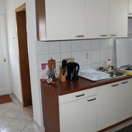 Alma Apartment *