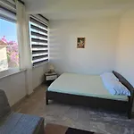 Alma Apartment Orebic